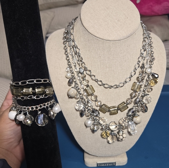 Vintage White House Black Market Beaded Necklace And Matching Bracelet Set - Picture 11 of 12